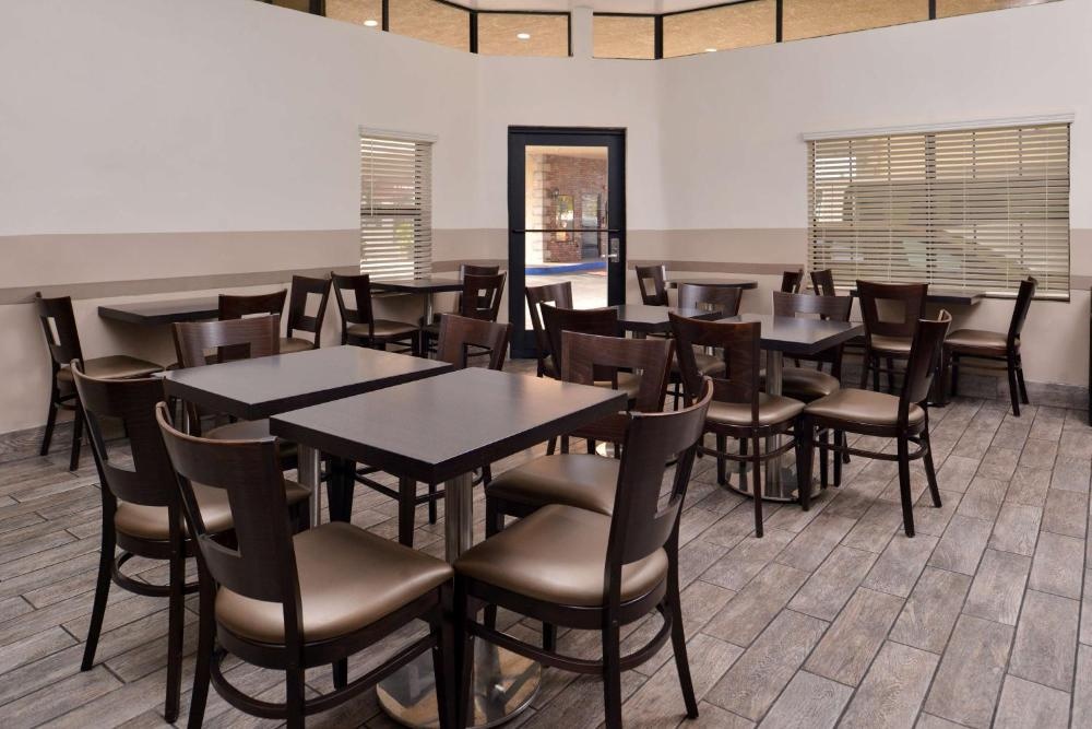 Best Western Airpark Hotel-Los Angeles LAX Airport